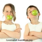 kids-and-apples istock.com
