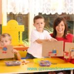 preschoolers and wooden blocks